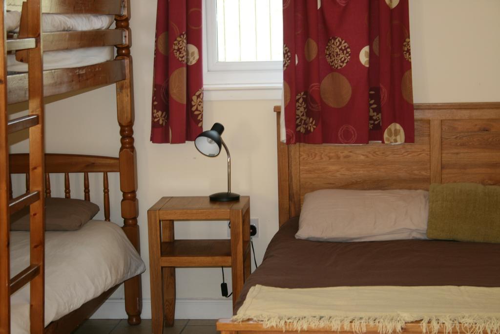 Bcc Loch Ness Hostel Bearnock Екстериор снимка